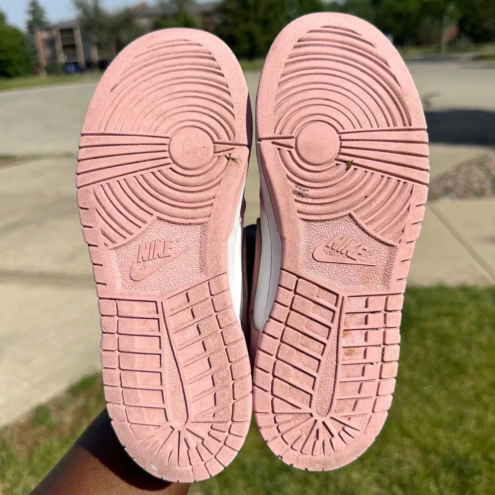 Nike Dunk Low Little Kids Athletic Shoes Size 2.5Y White Medium Soft Pink